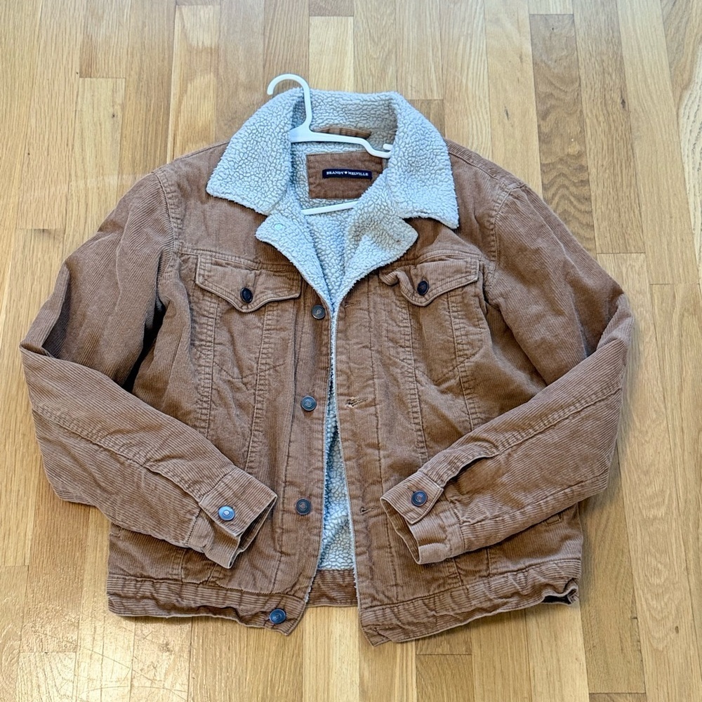 Brandy Melville Sherpa Lined Corduroy Jacket • One Size • Rare discontinued